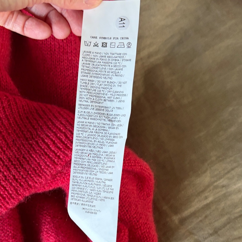 MaxMara Vibrant Red Crewneck Sweater - Picture 9 of 10